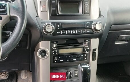 Toyota Land Cruiser Prado 150 рестайлинг 2, 2010 год, 2 550 000 рублей, 10 фотография