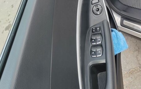 Hyundai Santa Fe III рестайлинг, 2014 год, 1 800 000 рублей, 9 фотография