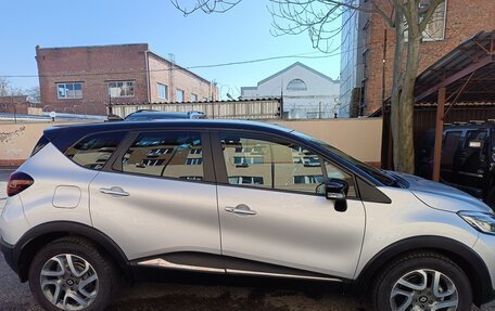 Renault Kaptur I рестайлинг, 2020 год, 1 600 000 рублей, 3 фотография