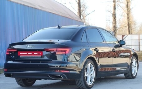 Audi A4, 2019 год, 2 700 000 рублей, 4 фотография