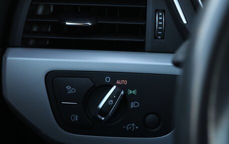 Audi A4, 2019 год, 2 700 000 рублей, 19 фотография