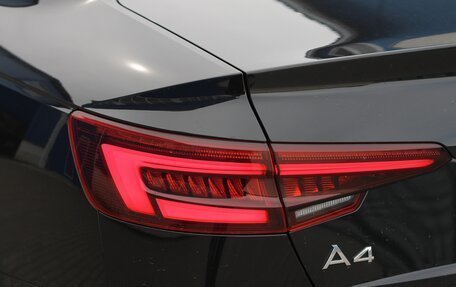 Audi A4, 2019 год, 2 700 000 рублей, 24 фотография