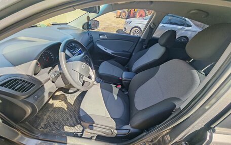 Hyundai Solaris II рестайлинг, 2012 год, 825 000 рублей, 6 фотография