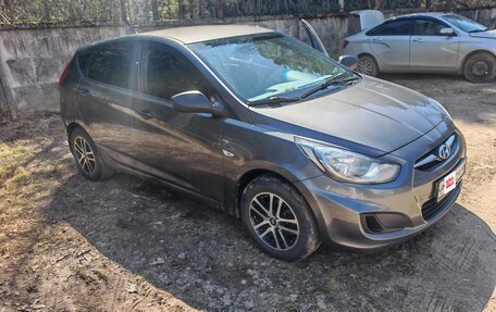 Hyundai Solaris II рестайлинг, 2012 год, 825 000 рублей, 11 фотография