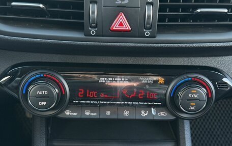 KIA K3, 2020 год, 2 350 000 рублей, 23 фотография