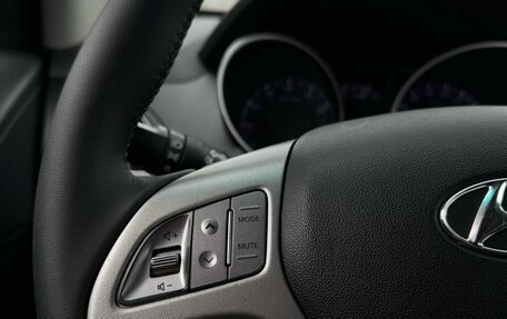 Hyundai ix35 I рестайлинг, 2013 год, 1 200 000 рублей, 23 фотография