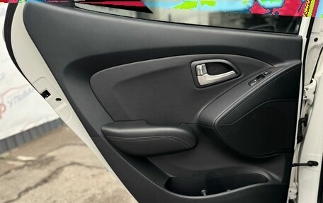 Hyundai ix35 I рестайлинг, 2013 год, 1 200 000 рублей, 12 фотография