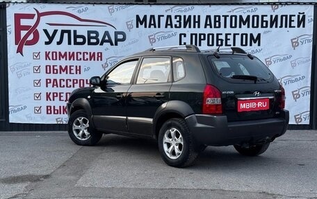 Hyundai Tucson III, 2010 год, 880 000 рублей, 4 фотография