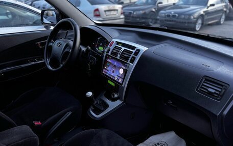 Hyundai Tucson III, 2010 год, 880 000 рублей, 17 фотография