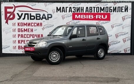 Chevrolet Niva I рестайлинг, 2015 год, 550 000 рублей, 3 фотография
