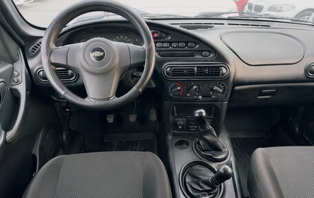 Chevrolet Niva I рестайлинг, 2015 год, 550 000 рублей, 10 фотография