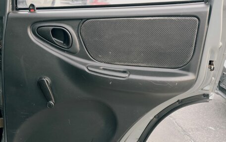 Chevrolet Niva I рестайлинг, 2015 год, 550 000 рублей, 17 фотография
