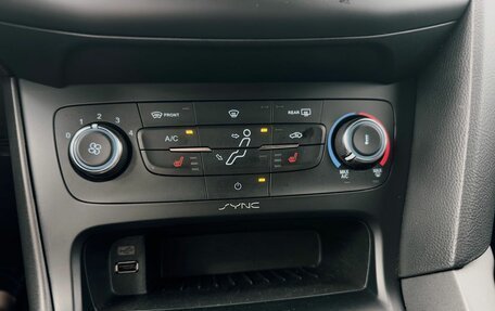 Ford Focus III, 2017 год, 1 093 000 рублей, 18 фотография