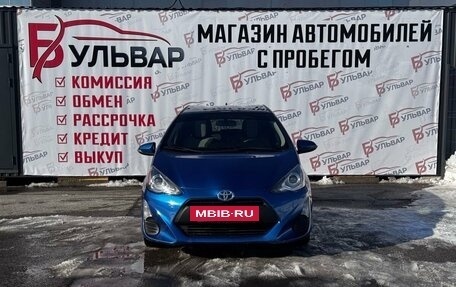 Toyota Prius c I, 2016 год, 1 570 000 рублей, 2 фотография