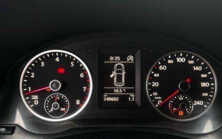 Volkswagen Tiguan I, 2011 год, 970 000 рублей, 12 фотография