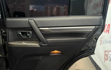 Mitsubishi Pajero IV, 2012 год, 2 390 000 рублей, 14 фотография