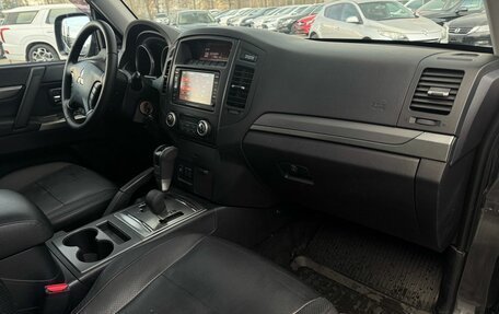 Mitsubishi Pajero IV, 2012 год, 2 390 000 рублей, 15 фотография