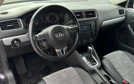 Volkswagen Jetta VI, 2013 год, 979 000 рублей, 9 фотография