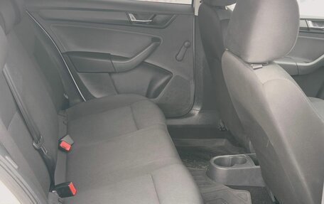 Skoda Rapid I, 2019 год, 1 365 000 рублей, 20 фотография