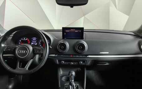 Audi A3, 2018 год, 2 660 000 рублей, 15 фотография