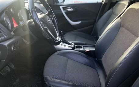 Opel Astra J, 2011 год, 870 000 рублей, 9 фотография