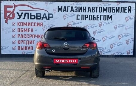 Opel Astra J, 2011 год, 870 000 рублей, 5 фотография