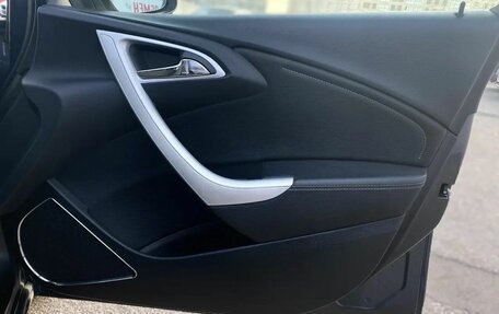 Opel Astra J, 2011 год, 870 000 рублей, 15 фотография