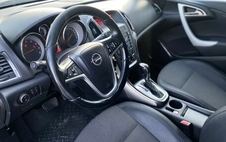 Opel Astra J, 2011 год, 870 000 рублей, 17 фотография