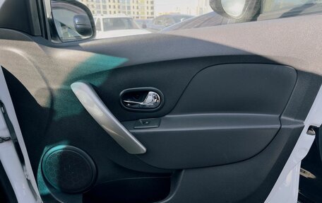 Renault Sandero II рестайлинг, 2016 год, 745 000 рублей, 21 фотография