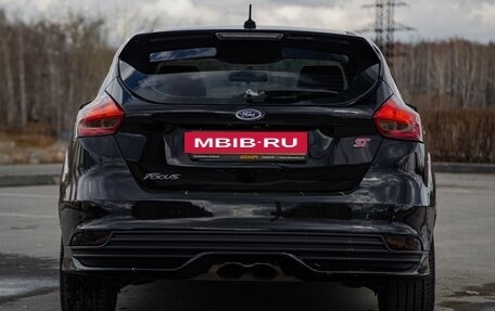 Ford Focus ST III, 2018 год, 1 900 000 рублей, 5 фотография