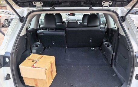Toyota Highlander, 2024 год, 6 000 000 рублей, 5 фотография