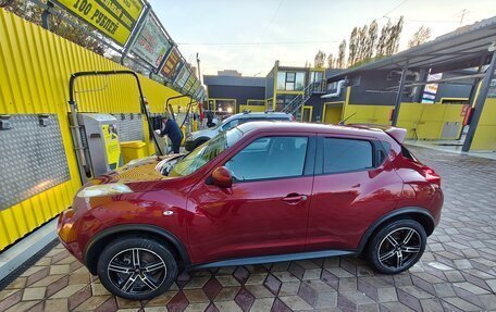 Nissan Juke II, 2012 год, 910 000 рублей, 3 фотография