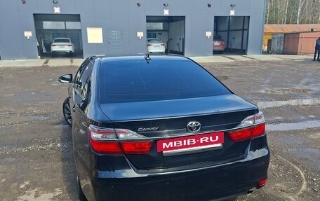 Toyota Camry, 2017 год, 2 200 000 рублей, 4 фотография