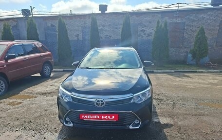 Toyota Camry, 2017 год, 2 200 000 рублей, 9 фотография