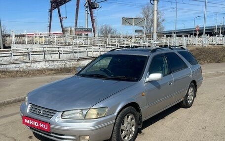 Toyota Camry, 1997 год, 350 000 рублей, 3 фотография