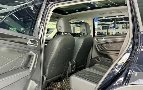 Volkswagen Tiguan II, 2023 год, 2 660 111 рублей, 5 фотография