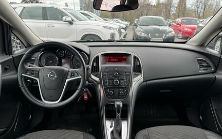 Opel Astra J, 2012 год, 890 000 рублей, 18 фотография