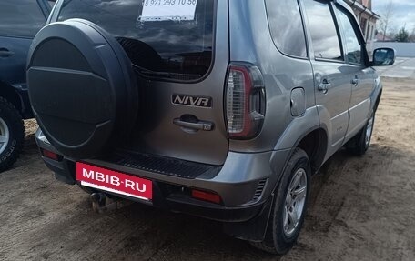 Chevrolet Niva I рестайлинг, 2016 год, 670 000 рублей, 3 фотография