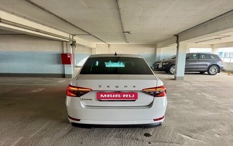 Skoda Superb III рестайлинг, 2019 год, 3 590 000 рублей, 5 фотография