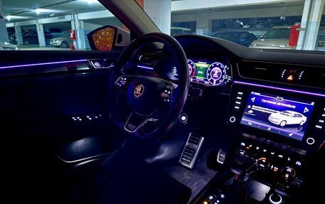 Skoda Superb III рестайлинг, 2019 год, 3 590 000 рублей, 25 фотография