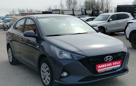 Hyundai Solaris II рестайлинг, 2021 год, 1 500 000 рублей, 2 фотография