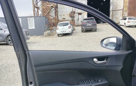 Hyundai Solaris II рестайлинг, 2021 год, 1 500 000 рублей, 12 фотография