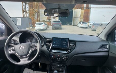 Hyundai Solaris II рестайлинг, 2021 год, 1 500 000 рублей, 9 фотография