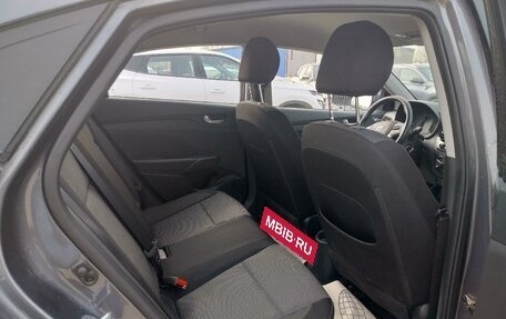 Hyundai Solaris II рестайлинг, 2021 год, 1 500 000 рублей, 17 фотография