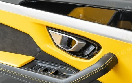 Lamborghini Urus I, 2021 год, 19 400 000 рублей, 15 фотография