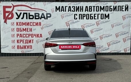 Hyundai Solaris II рестайлинг, 2021 год, 1 770 000 рублей, 5 фотография
