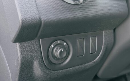 Renault Sandero II рестайлинг, 2019 год, 1 369 000 рублей, 10 фотография