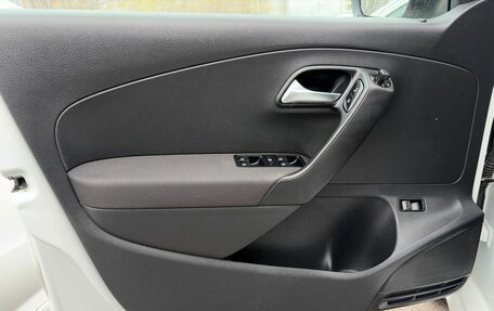 Volkswagen Polo VI (EU Market), 2018 год, 1 200 000 рублей, 8 фотография