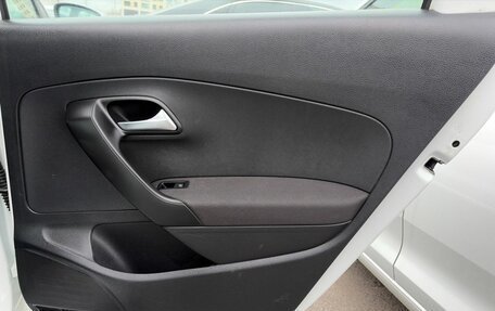 Volkswagen Polo VI (EU Market), 2018 год, 1 200 000 рублей, 18 фотография