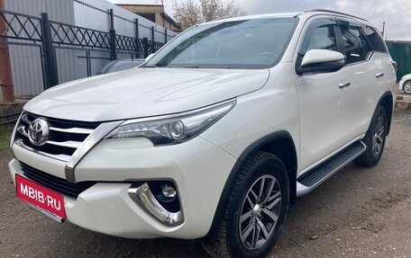 Toyota Fortuner II, 2017 год, 4 500 000 рублей, 1 фотография